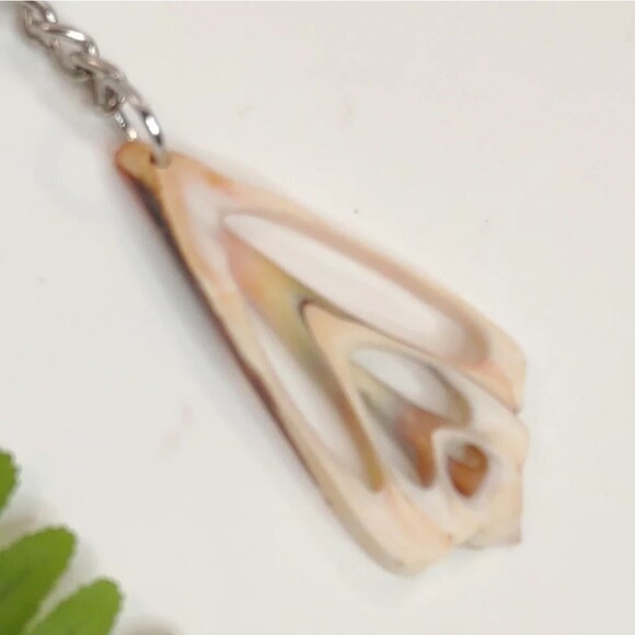 Seashell Keyring Slice Conch Seashell Clearwater Beach, Florida - Picture 5 of 11